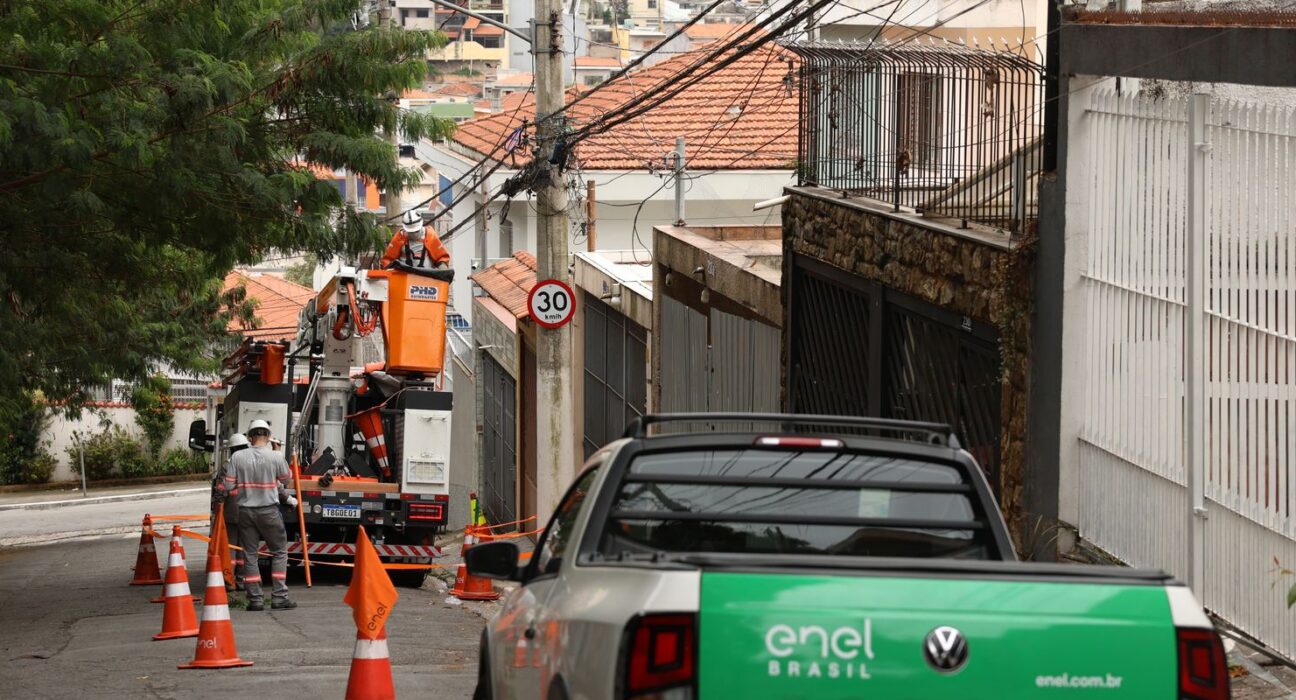 Enel diz que apagão impactou mais de 4 milhões de clientes em SP