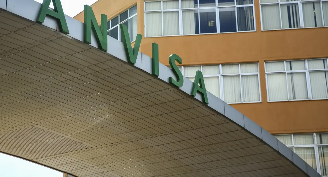 Anvisa manda recolher lote de chá de camomila Água da Serra