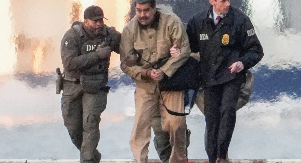 Após sequestro, Maduro e esposa são levados para Corte em Nova York
