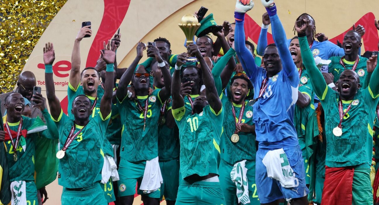 Após confusão, Senegal é campeão da Copa Africana de futebol