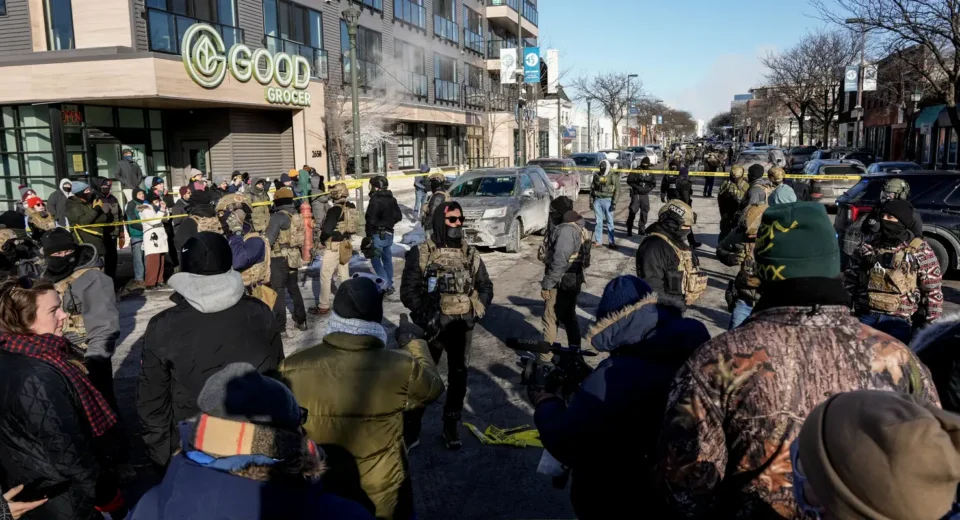 Minneapolis pede reforço para conter situação tensa na cidade
