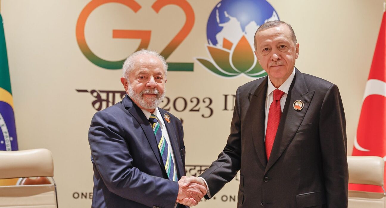 Lula e Erdogan, presidente da Turquia, conversam sobre Gaza e COP
