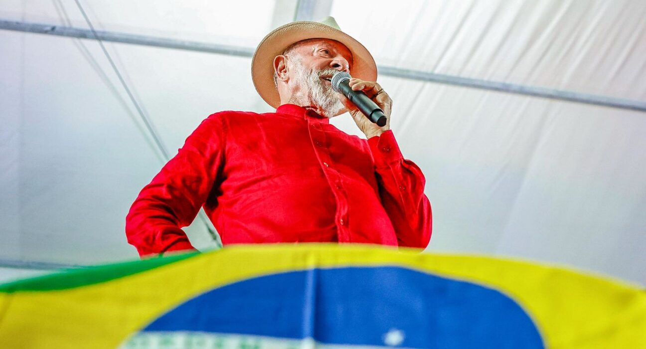 "Trump quer criar nova ONU", diz Lula sobre Conselho de Paz