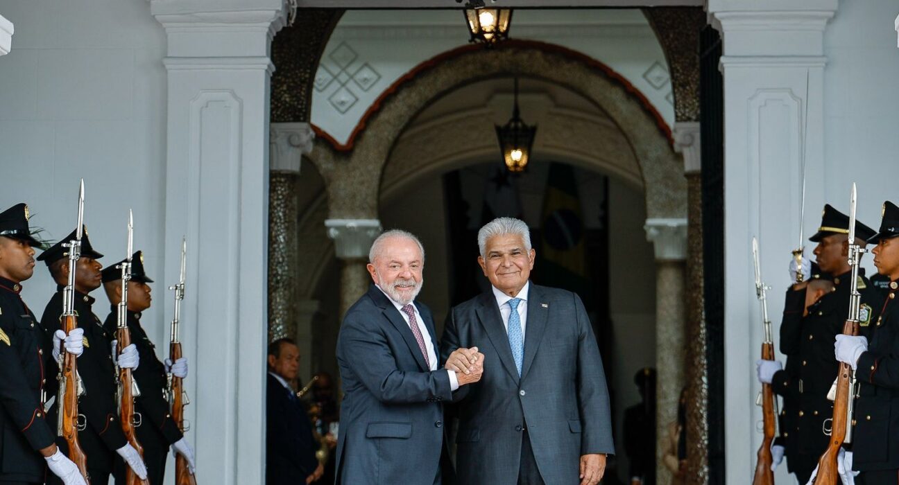 Após investida de Trump, Lula defende neutralidade do Canal do Panamá