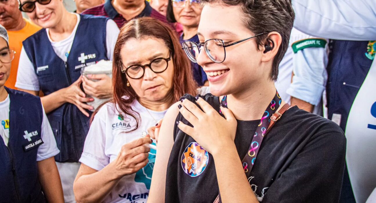 Cidades do CE e MG iniciam vacinação contra dengue com dose única