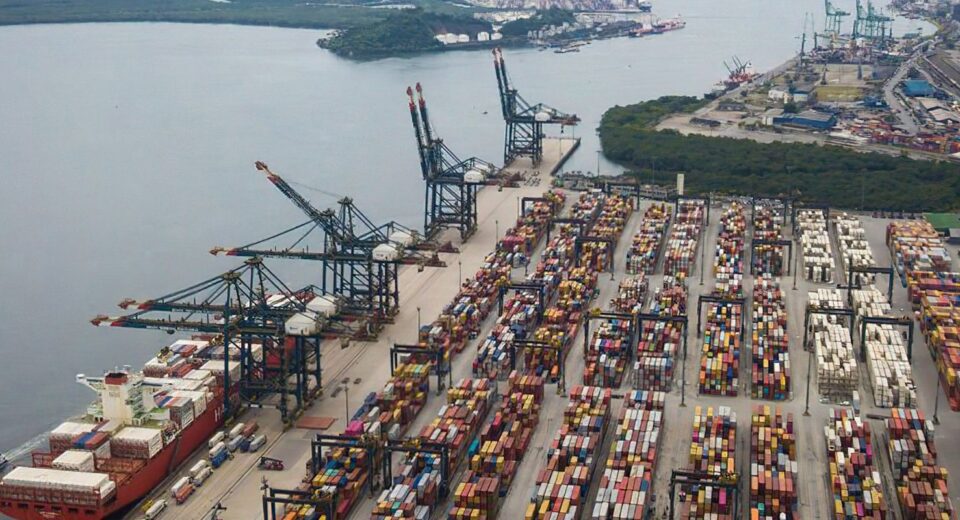 Porto de Santos registrou em 2025 maior movimentação de sua história