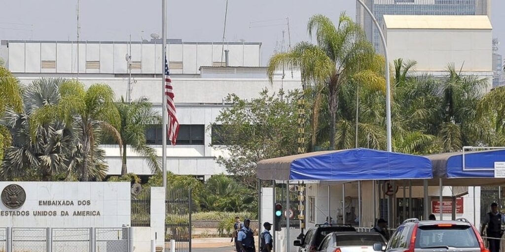 Saiba quais países tiveram visto de imigração para os EUA suspenso