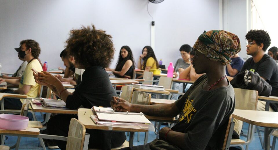 Fuvest divulga lista de aprovados no vestibular 2026