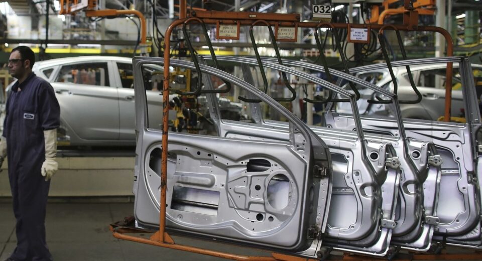 Anfavea: produção veicular com kits importados ameaça 69 mil empregos