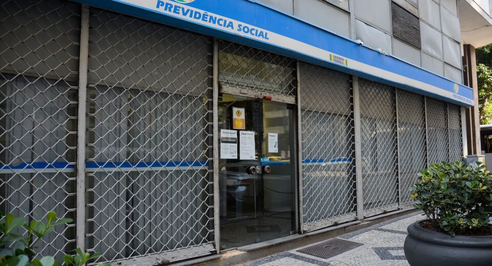 INSS: em 13 dias, fila nacional iniciou análise de 105 mil benefícios