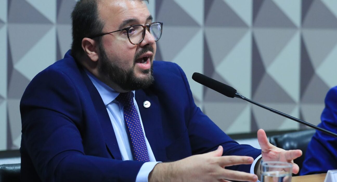 Regis Dudena assume Secretaria de Reformas Econômicas da Fazenda