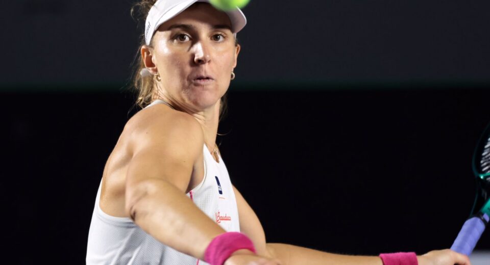 Bia Haddad cai na estreia e dupla de Stefani avança no WTA de Adelaide