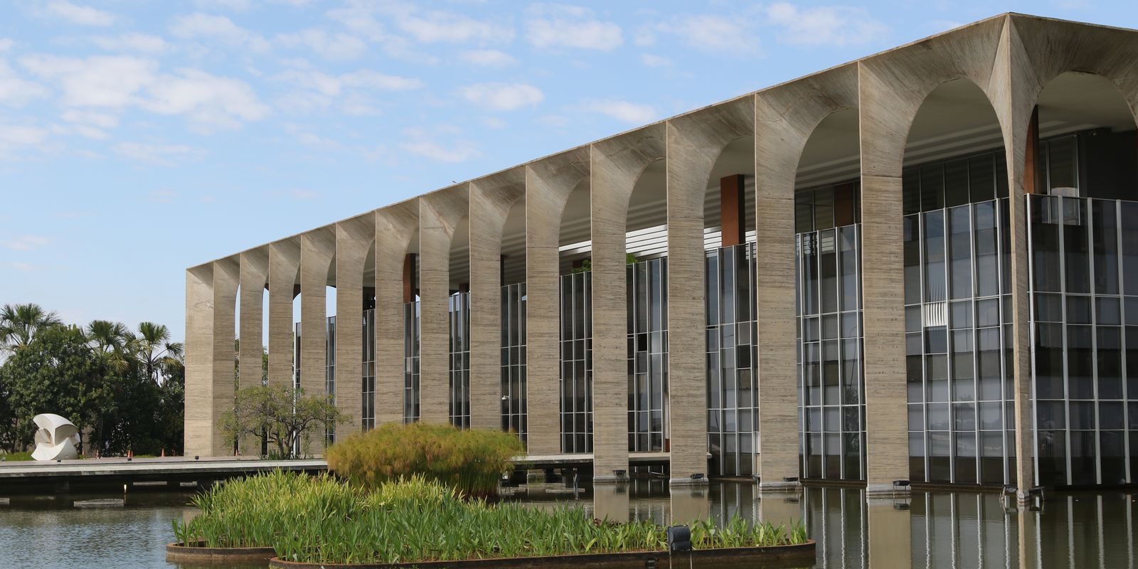 Reunião de emergência no Itamaraty discute invasão da Venezuela