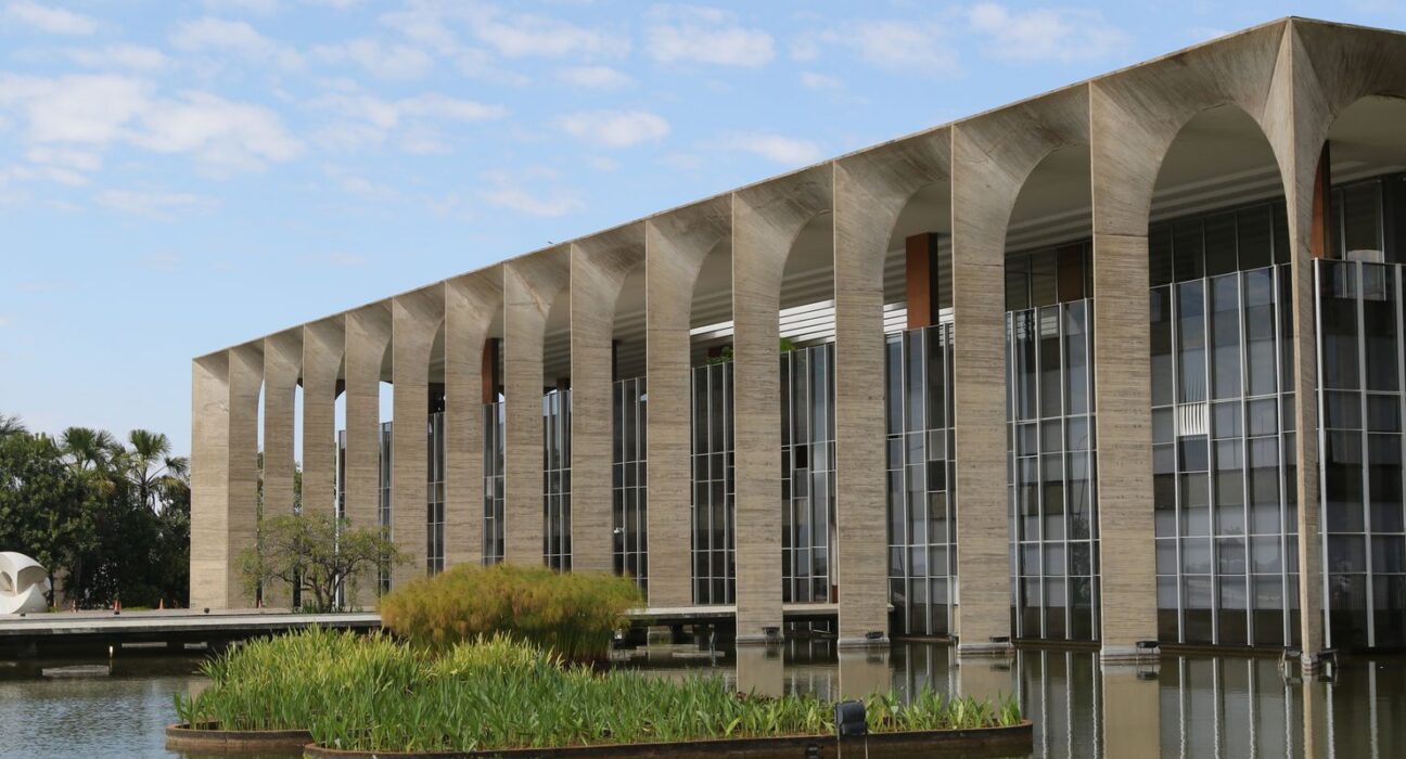 MRE monitora decisão de eurodeputados que trava acordo com o Mercosul