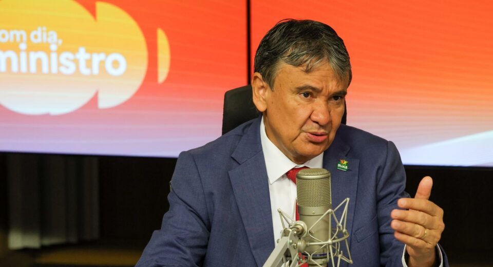 PF investiga origem de fake news sobre programas sociais