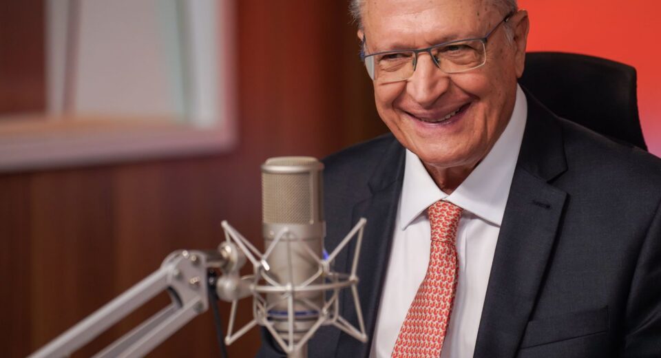 Alckmin conversa por telefone com vice-presidente da China