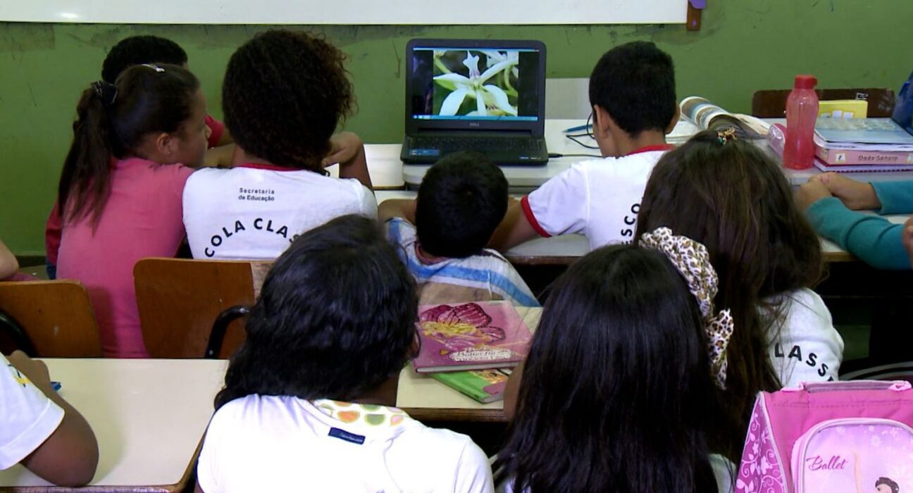 TV Brasil: racismo na escola é tema do Caminhos da Reportagem