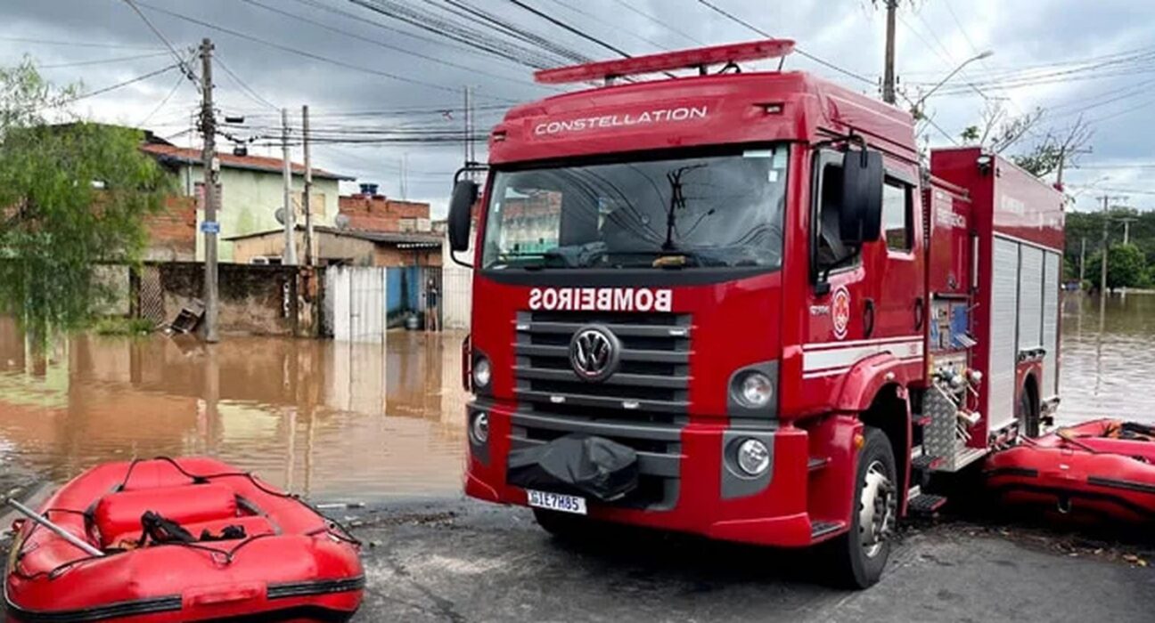Bombeiros localizam corpo de mulher que desapareceu em enchente em SP