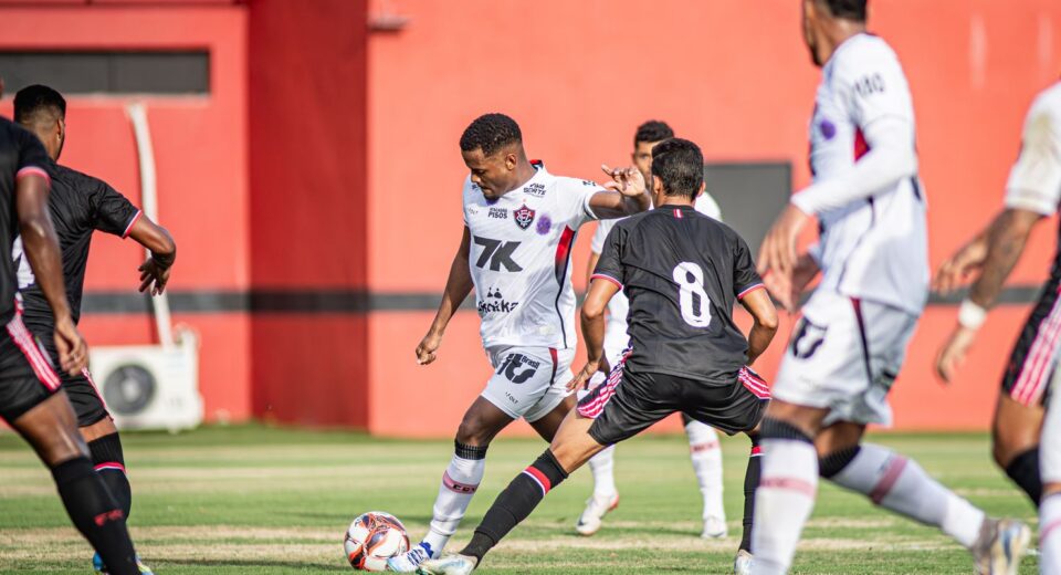 Vitória e Atlético-BA abrem Campeonato Baiano com empate sem gols