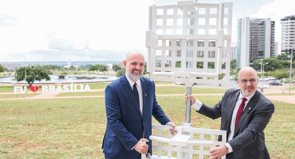 EBC instala antena de TV 3.0 na Torre de TV, em Brasília