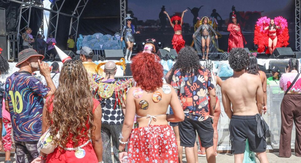 Bloco do Amor faz carnaval respeitoso e livre de preconceitos no DF