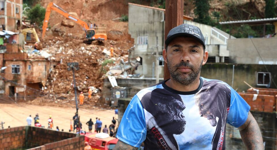 Com medo de novo deslizamento em MG, pedreiro cobra moradia digna