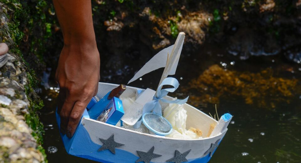 Estátua em homenagem a Iemanjá é depredada em Teresina