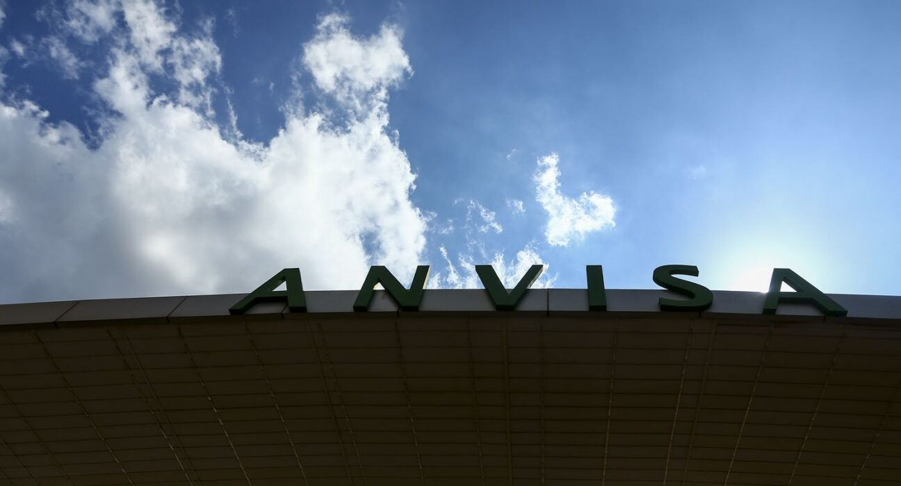 Ação da Anvisa e Inmetro fiscaliza produtos de carnaval no DF e BA