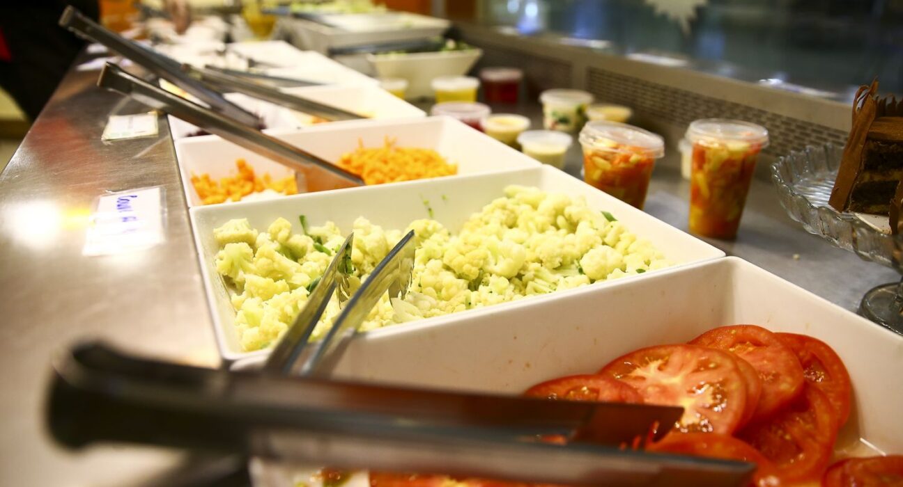 Alelo obtém liminar contra nova regra do vale-alimentação 