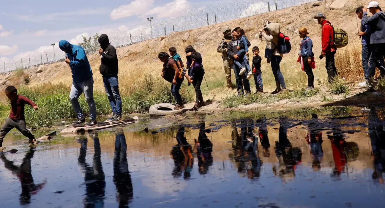 Quase 8 mil pessoas morreram em rotas migratórias em 2025