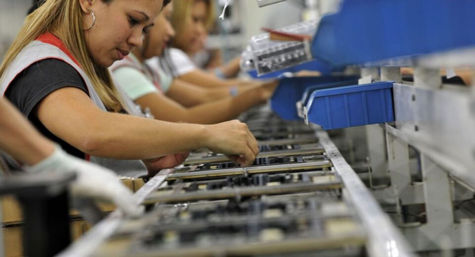 Revisão em taxas de importação de eletrônicos mantém preço sem aumento