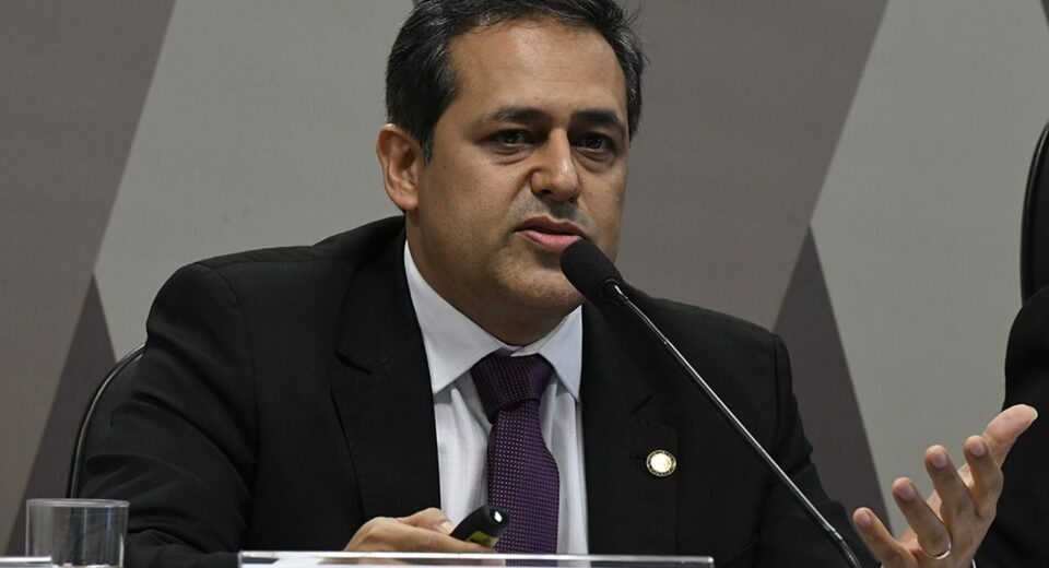 Presidente da Unafisco presta depoimento à PF como investigado