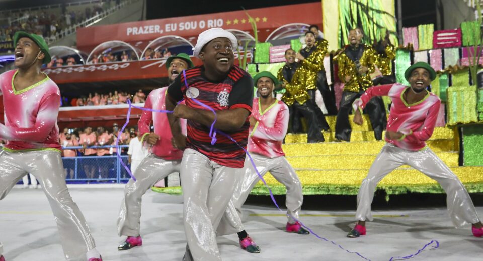 TV Brasil transmite desfile das escolas de samba da Série Prata do Rio