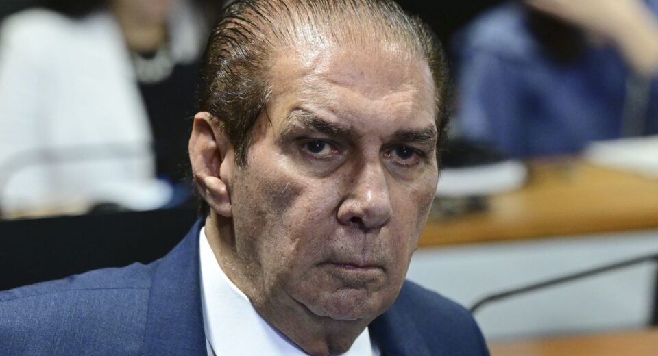 Senador Jader Barbalho tem alta hospitalar depois de 4 dias internado