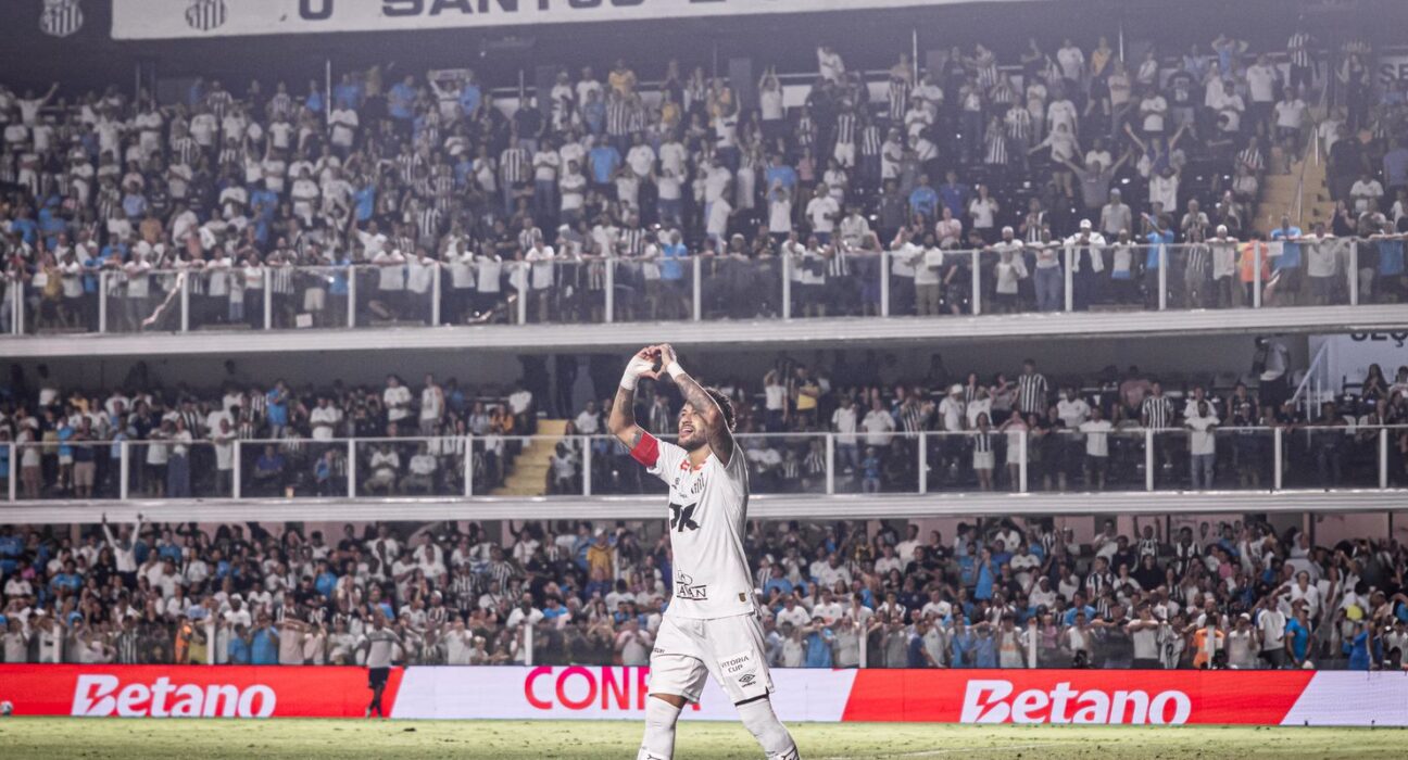 Neymar brilha e Santos vence primeira no Campeonato Brasileiro