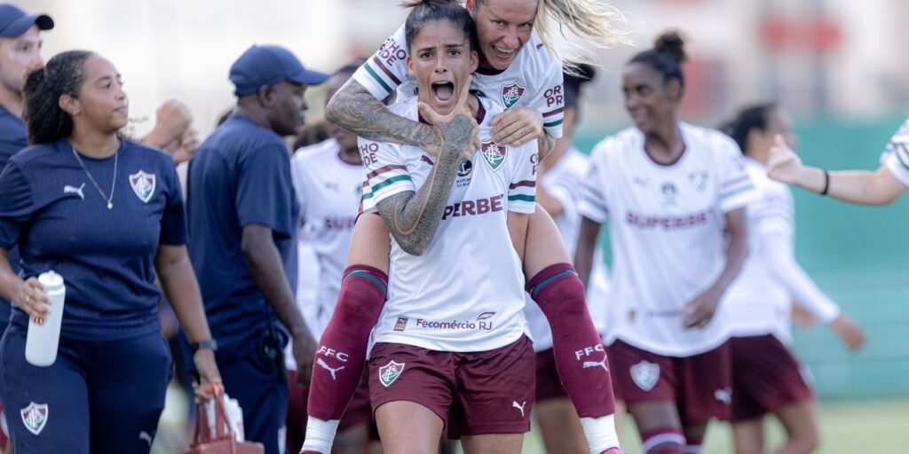 Com gol no fim, Fluminense bate Vitória pelo Brasileirão Feminino