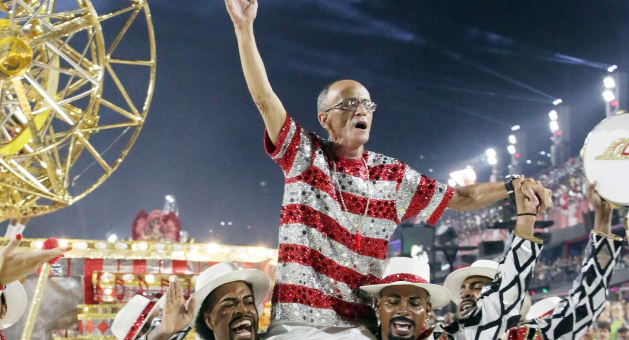 Desfile das campeãs celebra hoje o carnaval do Rio