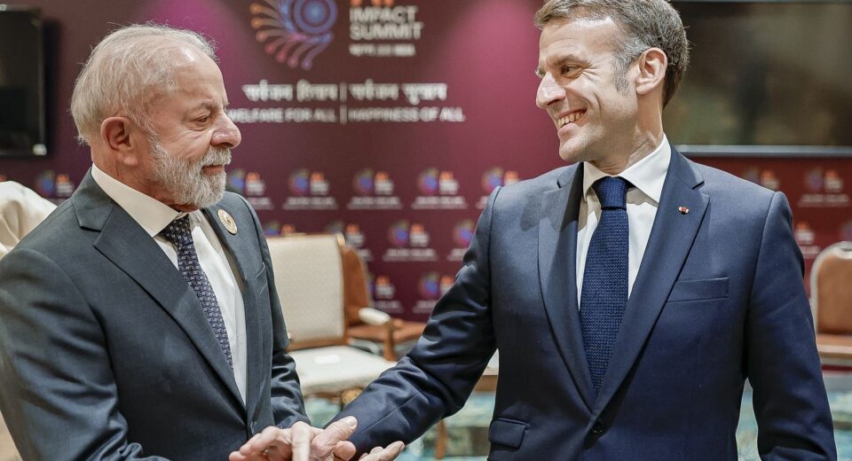 Lula e Macron tratam de defesa, ciência e tecnologia e comércio