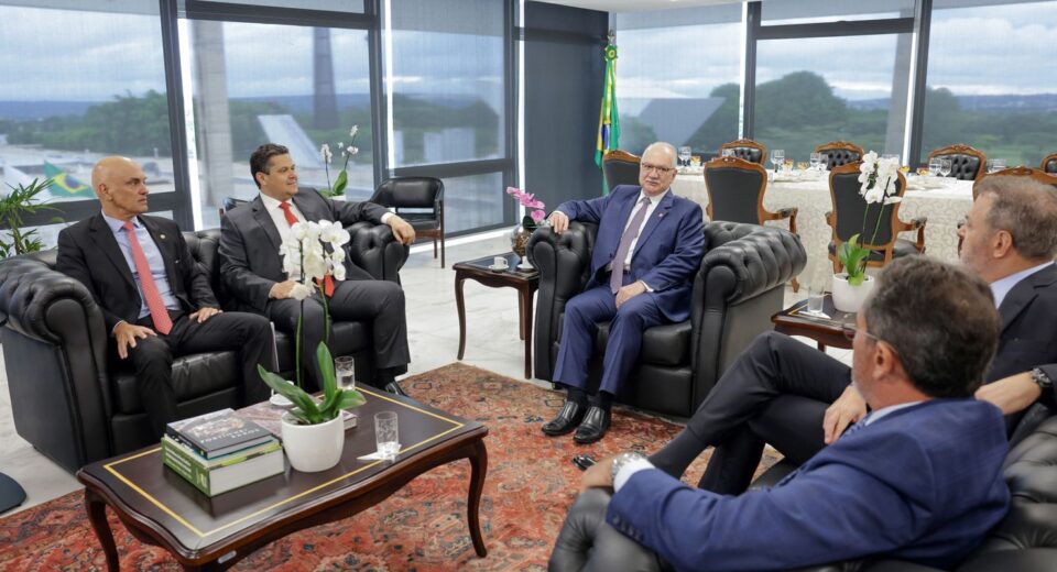 Penduricalhos: STF e Congresso fecham acordo para regra de transição