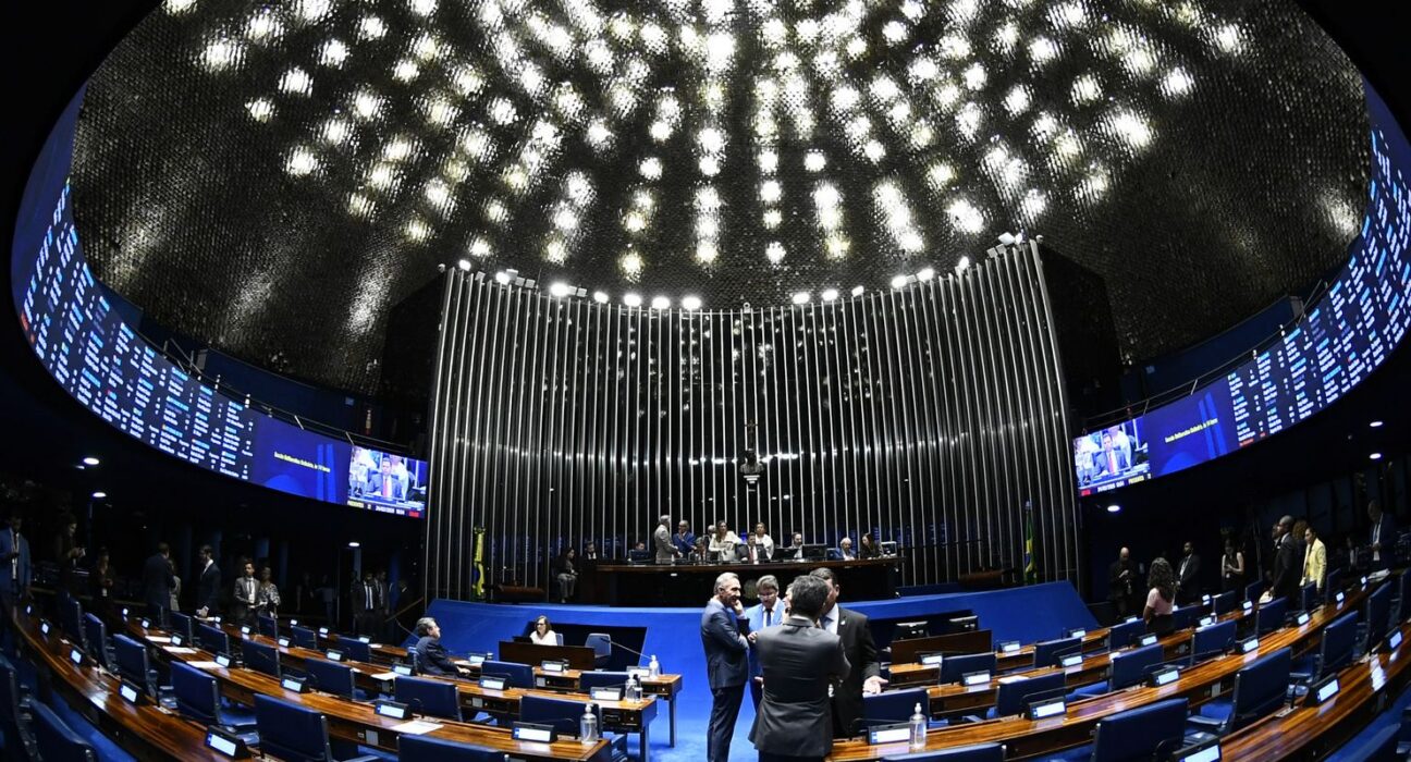Senado aprova regras mais duras para condenados por morte de policiais