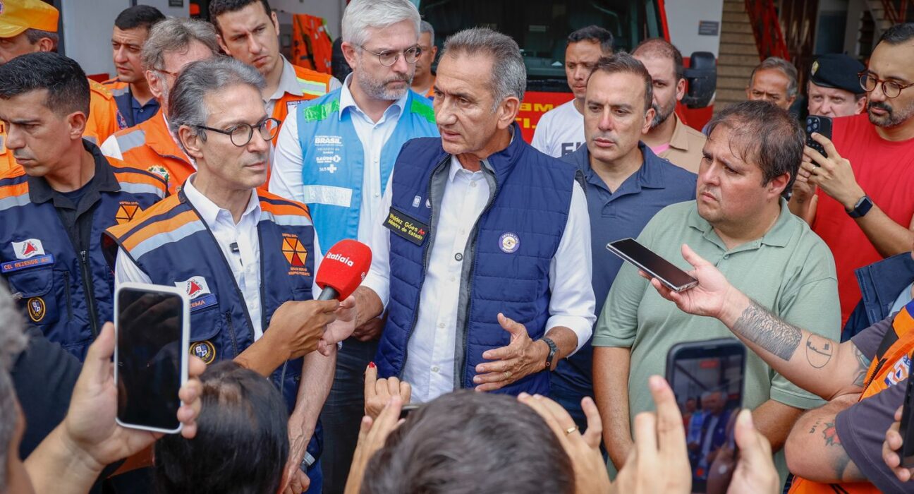 Ministro diz que equipes federais permanecerão na Zona da Mata mineira