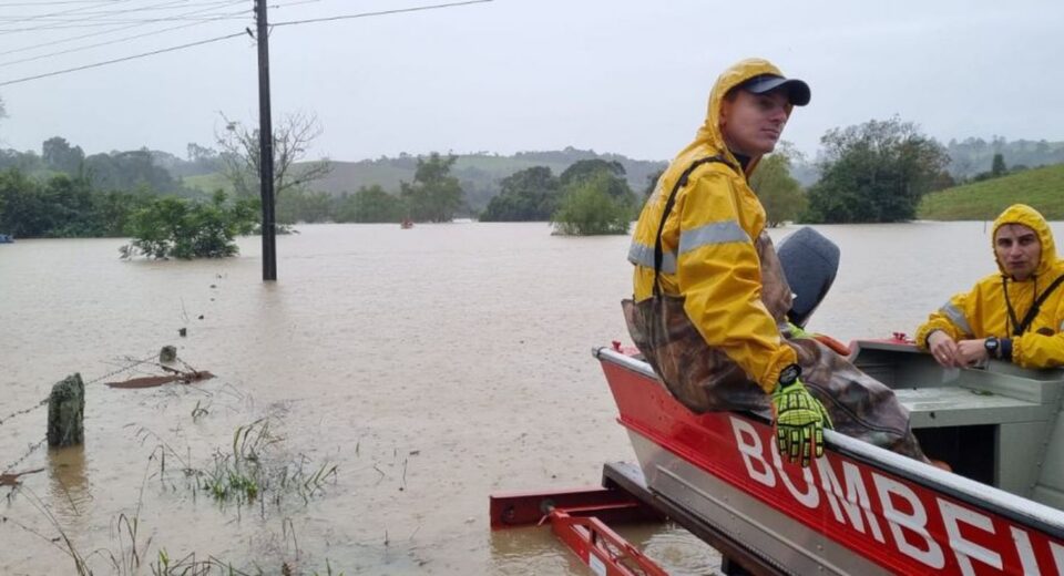 Ciclone extratropical se intensifica em Santa Catarina