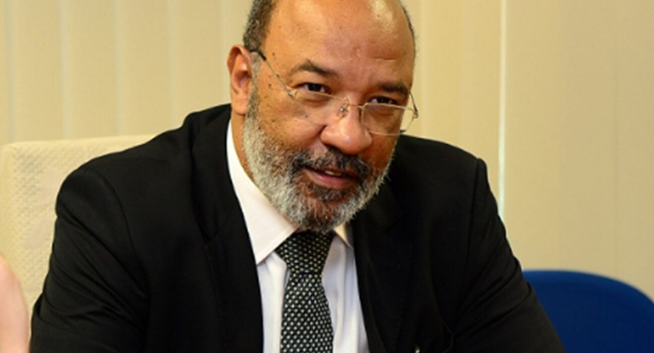 Morre professor Mário Theodoro, destaque na luta contra o racismo