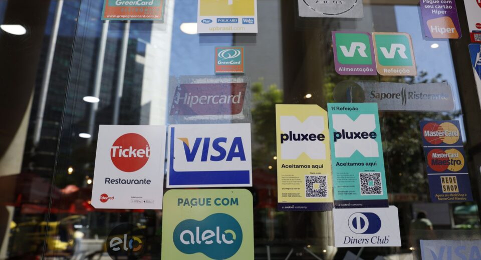 Justiça de SP mantém novas regras do vale-alimentação, informa AGU