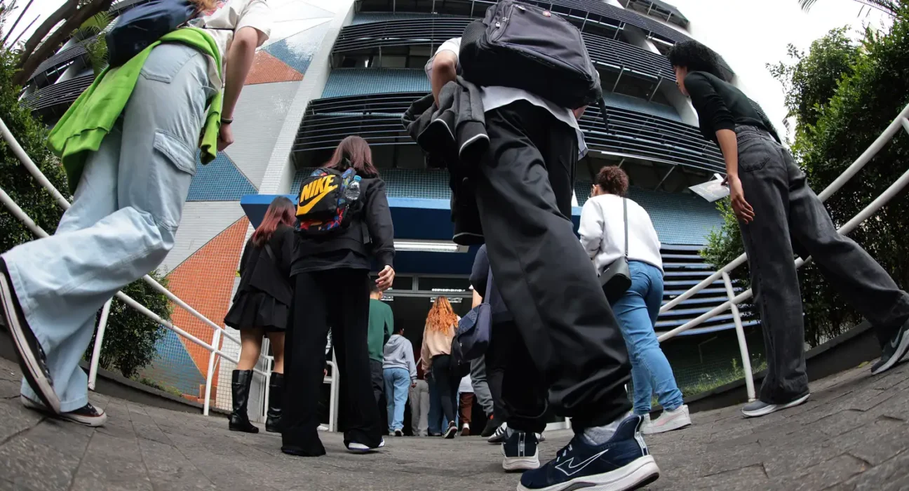 Pré-selecionados têm até fim da noite para completar cadastro no Fies