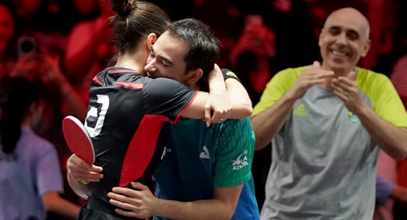 "Calderashi" bate dupla número 1 e fatura título no Smash de Singapura