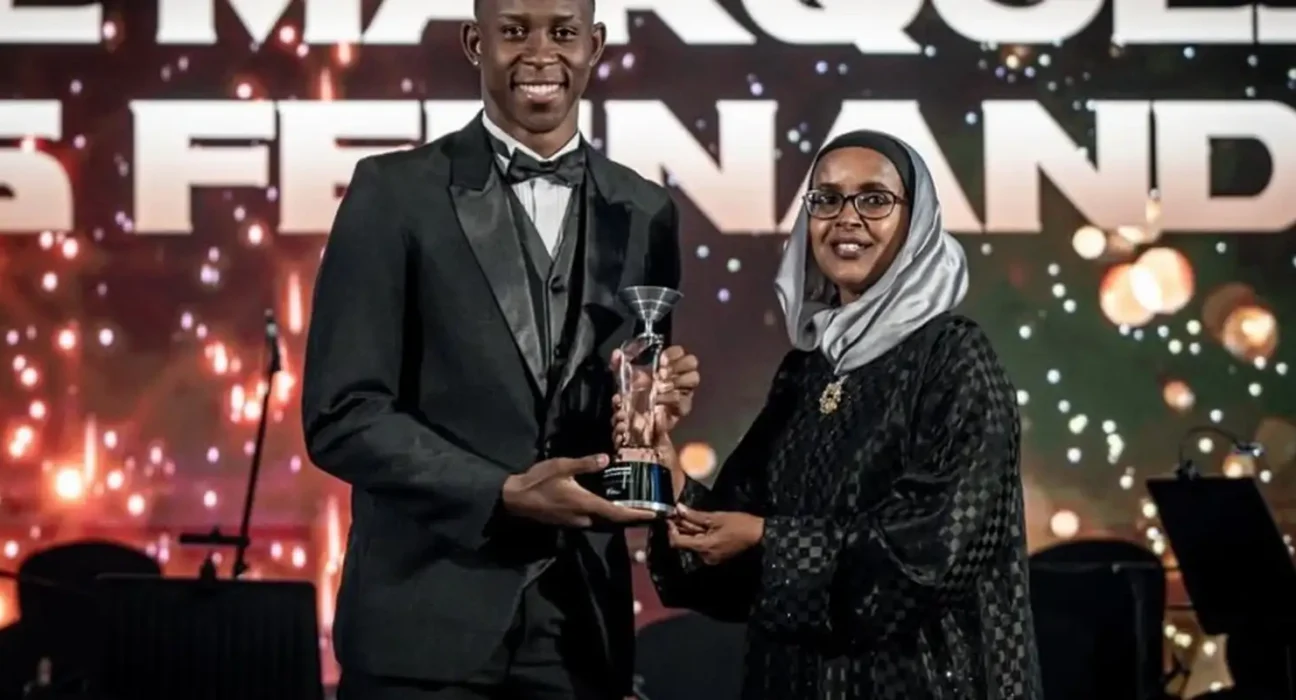 Henrique Marques é eleito o melhor do mundo no taekwondo em 2025