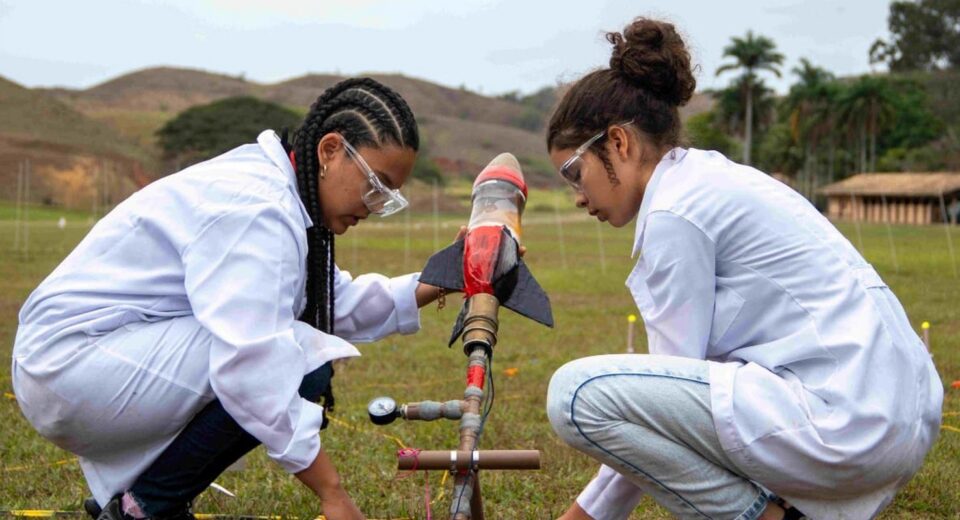 Começam inscrições para olimpíadas de Astronomia e de Foguetes