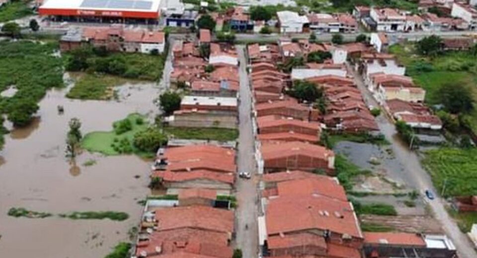 Inmet alerta para fim de semana com chuvas no Norte e Nordeste