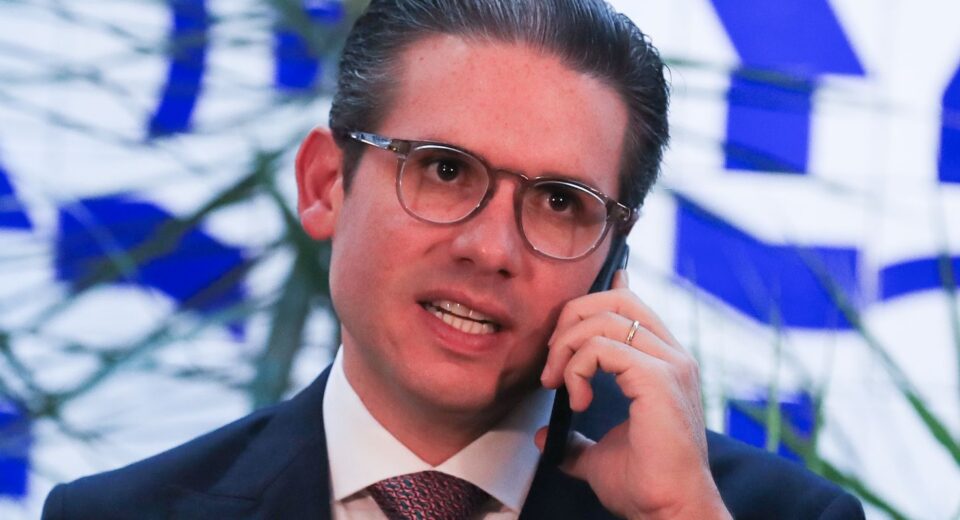 Proposta que acaba com jornada de trabalho 6x1 vai para a CCJ